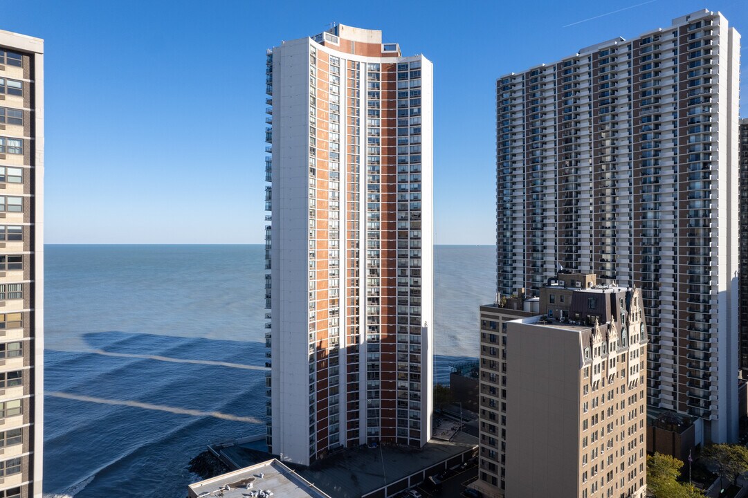 East Point in Chicago, IL - Building Photo