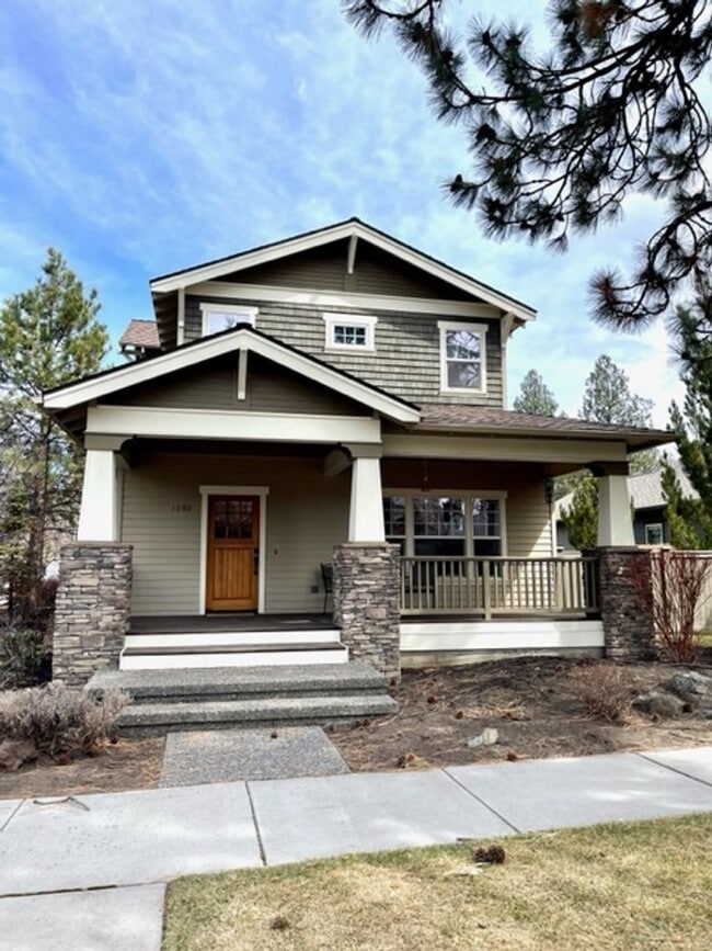 property at 1690 N W Lepage Pl