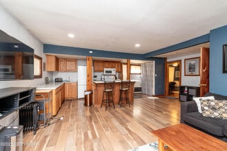 936 Freeman St in Ketchikan, AK - Building Photo - Building Photo