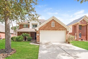 19410 Pine Cluster Ln in Humble, TX - Building Photo