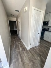 40 11th St in Shalimar, FL - Building Photo - Building Photo