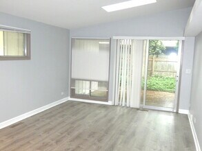 1156 Myrtle Ln in Deerfield, IL - Building Photo - Building Photo