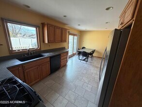 755 Van Ct Ave in Long Branch, NJ - Building Photo - Building Photo