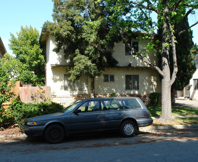 1573 Quebec St in Sunnyvale, CA - Building Photo - Building Photo