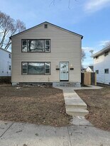 6514 W Carmen Ave, Unit 6514 w Carmen st in Milwaukee, WI - Building Photo