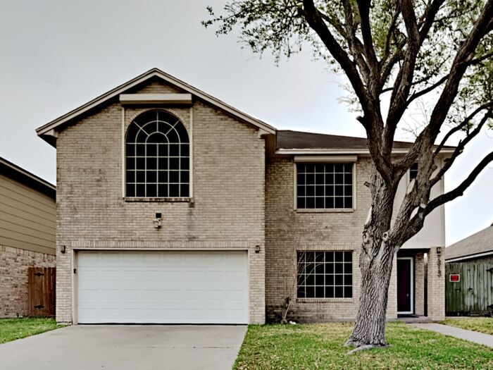 7613 Timber Crest Dr in Corpus Christi, TX - Foto de edificio