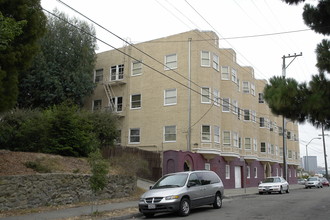 611 E 20th St in Oakland, CA - Building Photo - Building Photo