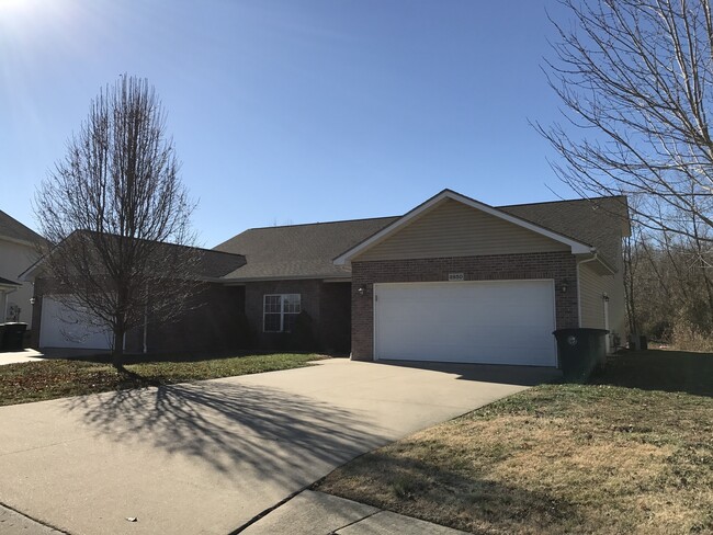 property at 2850-2852 Larkspur Ct