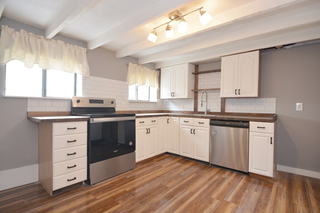 1 Pearl St in Brockton, MA - Building Photo
