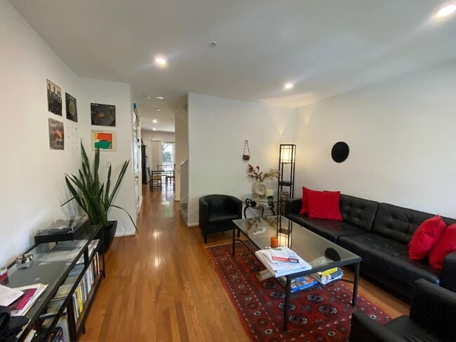1327 Belmont St NW, Unit #4 in Washington, DC - Building Photo - Building Photo
