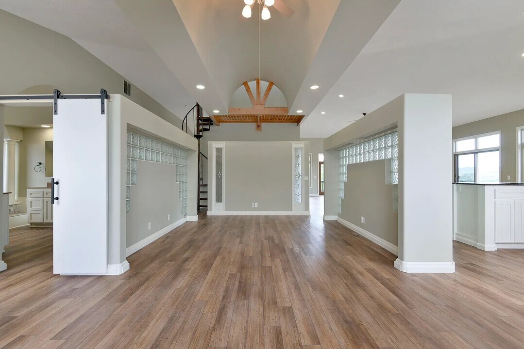 4 Fisher Creek Dr in Kimberling City, MO - Building Photo