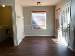 8276 Red Creek Dr in Memphis, TN - Building Photo - Building Photo