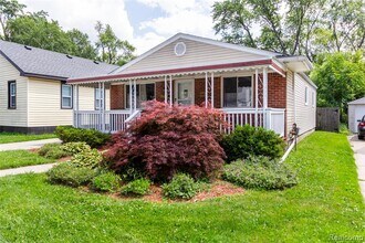 287 Madison Ave in Clawson, MI - Building Photo - Building Photo