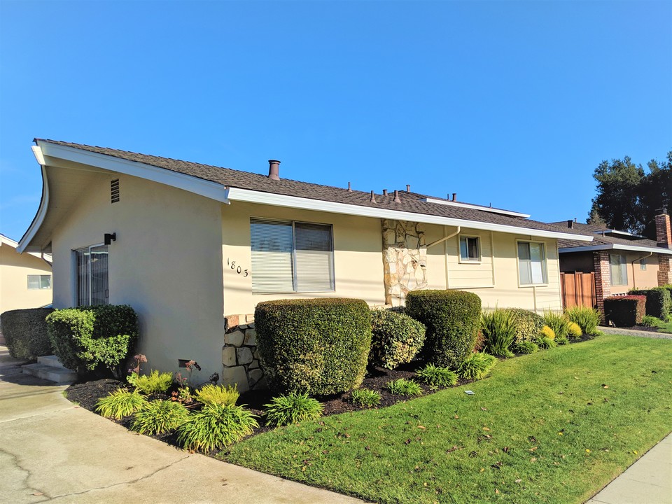 3 units | No Rent Control in Campbell, CA - Building Photo