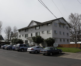 Cedar Street Apartments in Forest Grove, OR - Building Photo - Building Photo