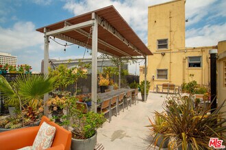 108 W 2nd St in Los Angeles, CA - Building Photo - Building Photo