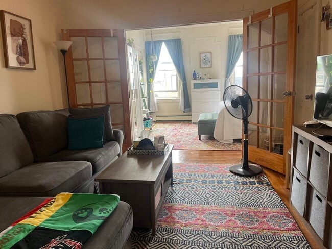 543 Bloomfield St in Hoboken, NJ - Building Photo - Building Photo
