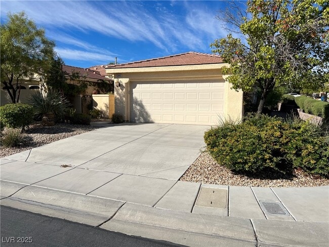 5445 Progresso St in Las Vegas, NV - Building Photo - Building Photo