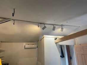 8509 Fullbright Ave, Unit 8509FullbrightAvenue in Los Angeles, CA - Building Photo - Building Photo