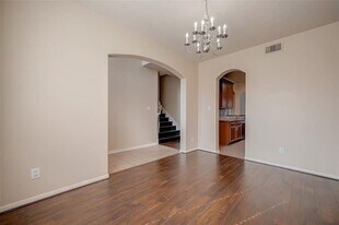 6302 Wellness Landing Ln in Houston, TX - Building Photo