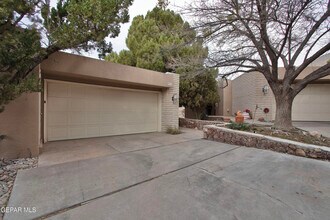 5711 Mira Grande Dr in El Paso, TX - Building Photo - Building Photo