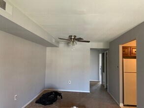 2002 Arthur St, Unit 1st Floor in Philadelphia, PA - Building Photo - Building Photo