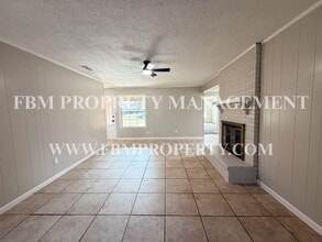 509 Lake Park Ave in Waxahachie, TX - Building Photo - Building Photo