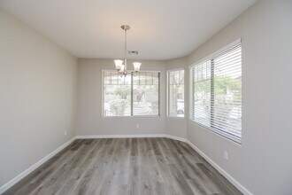 4340 W Alta Vista Rd in Phoenix, AZ - Building Photo - Building Photo