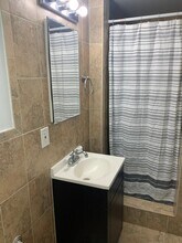 1975 SW 17th Ct in Miami, FL - Foto de edificio - Building Photo