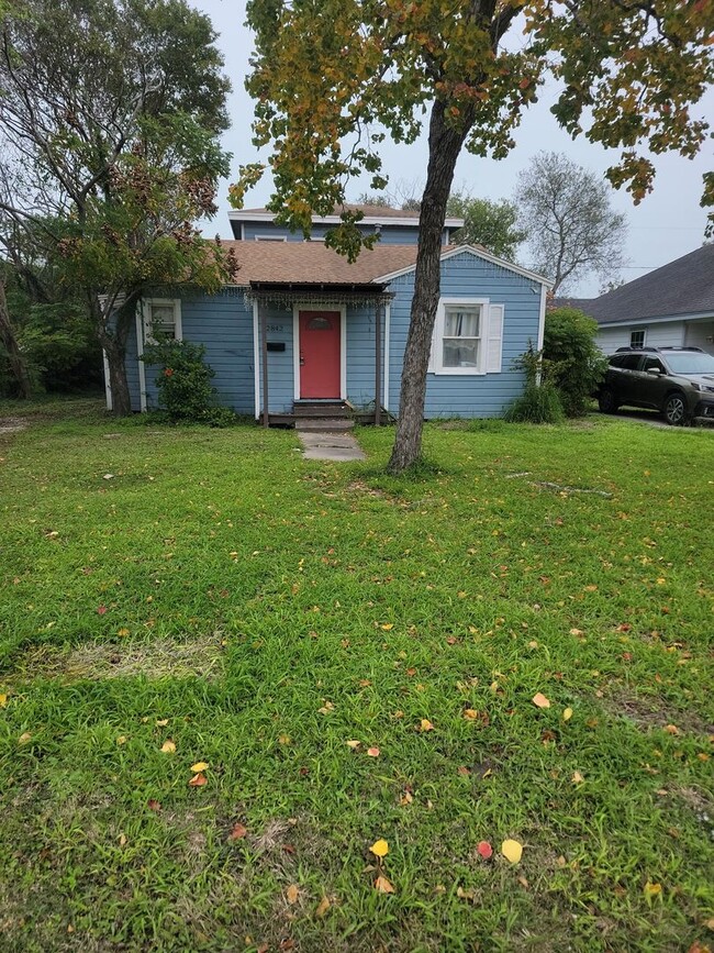 2842 Austin St in Corpus Christi, TX - Building Photo - Building Photo