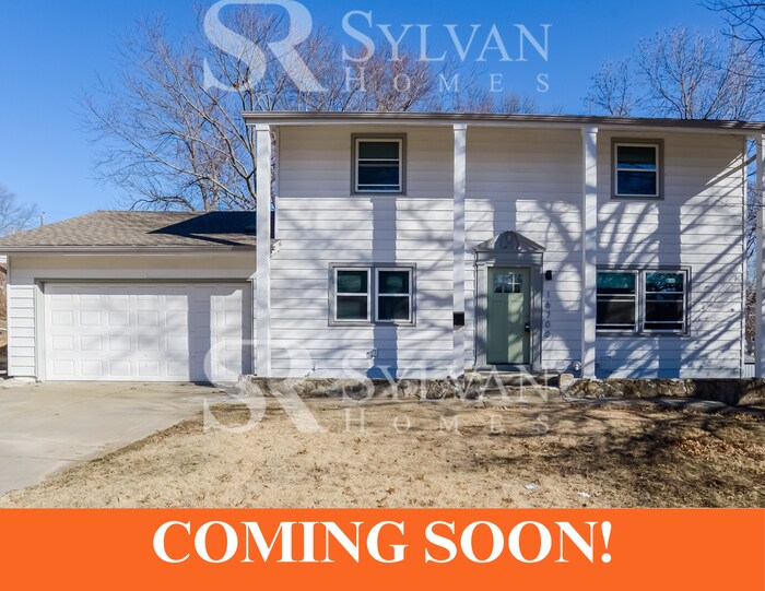16700 E 31st St S in Independence, MO - Building Photo