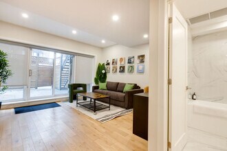 1520 Av des Pins O in Montréal, QC - Building Photo - Building Photo