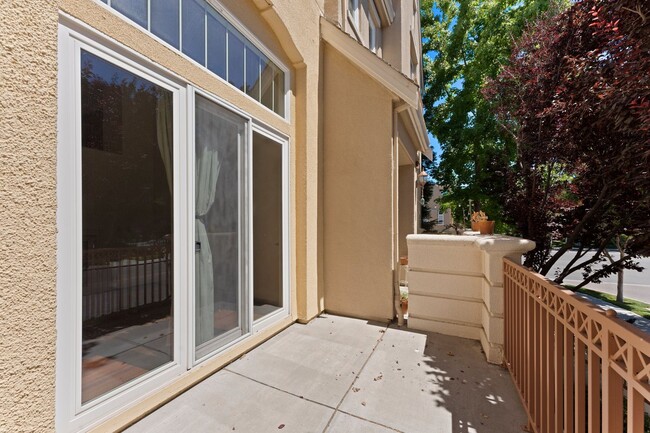879 Garrity Way in Santa Clara, CA - Building Photo - Building Photo