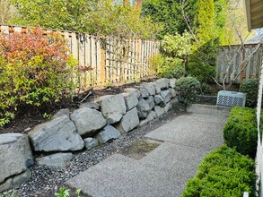 4661 NW Union Hills Terrace in Beaverton, OR - Building Photo - Building Photo