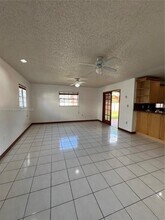 921 SW 139th Ave in Miami, FL - Building Photo - Building Photo