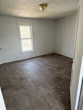 118 Baker Ave in Moundsville, WV - Building Photo - Building Photo