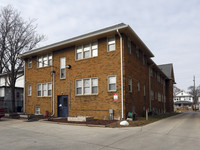 Linwood Manor in Indianapolis, IN - Building Photo - Building Photo