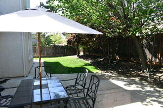 101 York Ct in Brentwood, CA - Building Photo - Building Photo