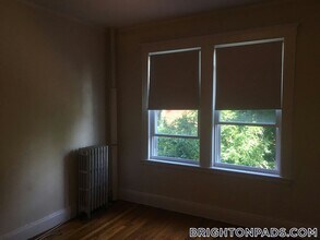 1626 Commonwealth Ave in Boston, MA - Building Photo - Building Photo