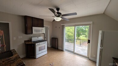 166 Glen Ave in Williamsville, NY - Building Photo - Building Photo