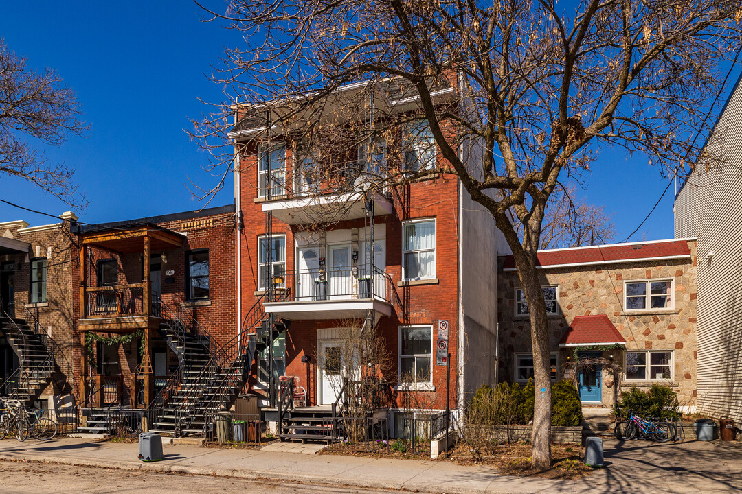 5551-5559A 6E Av in Montréal, QC - Building Photo