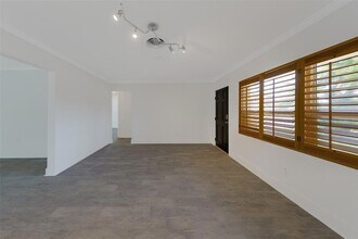 315 82nd Ave in St Pete Beach, FL - Building Photo - Building Photo