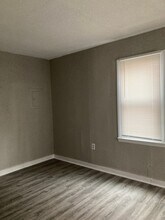 1604 E Kirk St in Muncie, IN - Building Photo - Building Photo