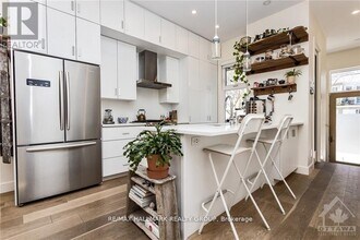103B Stirling Ave in Ottawa, ON - Building Photo - Building Photo