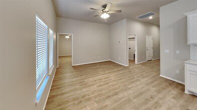 9025 NW 127th St in Yukon, OK - Building Photo - Building Photo