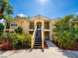 12591 Equestrian Cir in Ft. Myers, FL - Building Photo