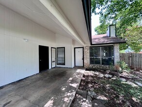 1500 No Mor Cove in Austin, TX - Building Photo - Building Photo