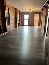 425 N Brady St in Davenport, IA - Building Photo - Building Photo