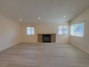 9962 Palo Alto St in Rancho Cucamonga, CA - Building Photo - Building Photo