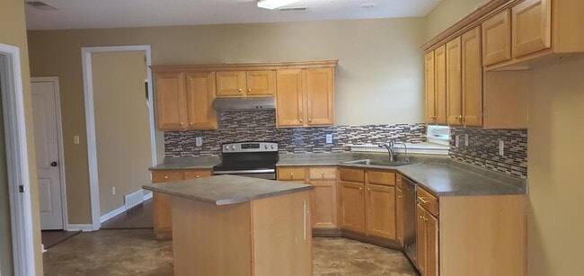 9568 Morning Shadow Dr in Memphis, TN - Building Photo - Building Photo